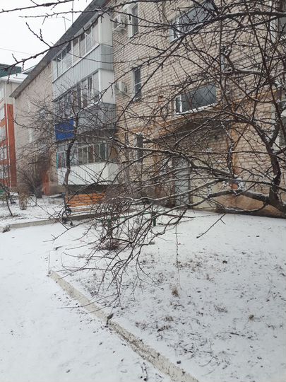 2-к. квартира, 50 м², 1/3 эт.