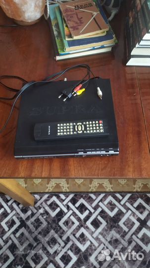 DVD плеер supra
