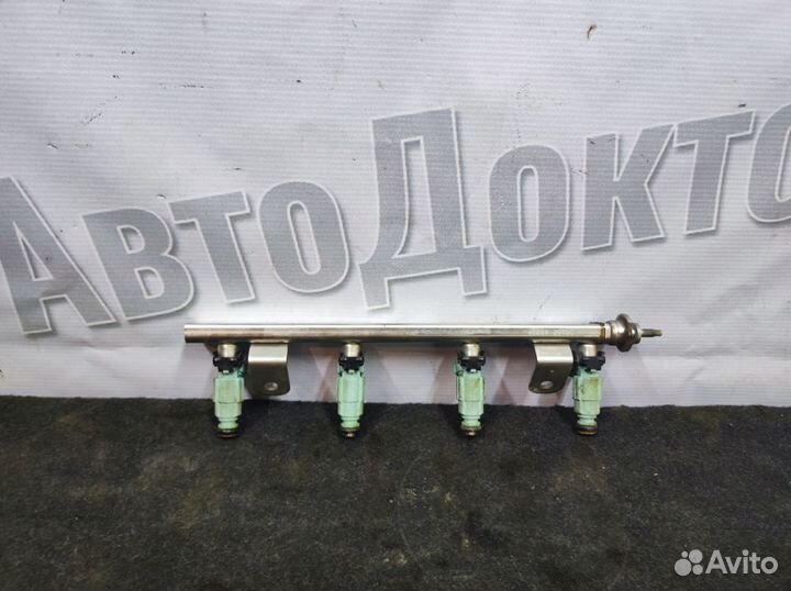 Топливная рампа Kia Rio 3