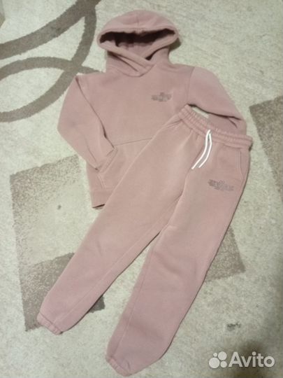 Спортивный костюм