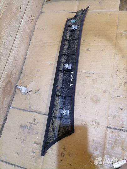 Обшивка стойки Mercedes-Benz C-класс