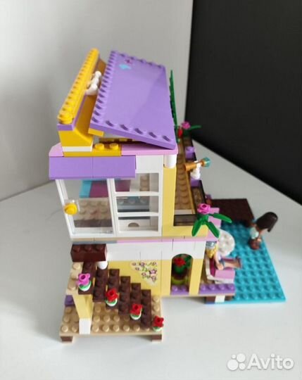 Пляжный домик Стефани Lego Friends 41037