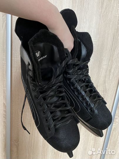 Коньки мужские 45 размер