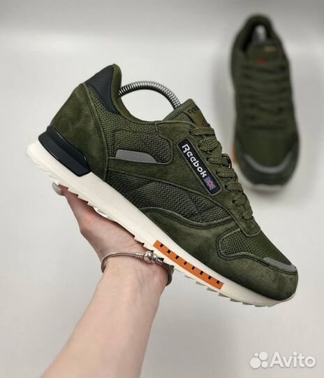 Кроссовки reebok classic