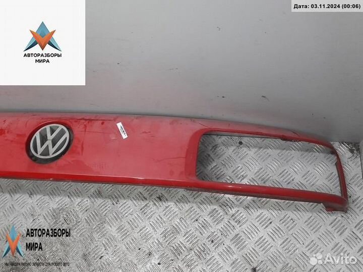 Решетка радиатора Volkswagen Passat B3 1991