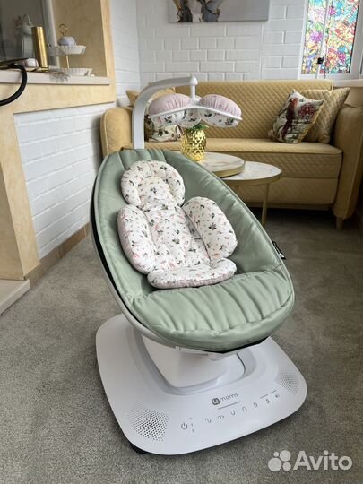 Кресло-качалка MamaRoo New 5.0 Олива + вкладыш