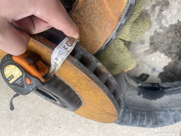 Тормозные диски передние mercedes w213 16C05910E