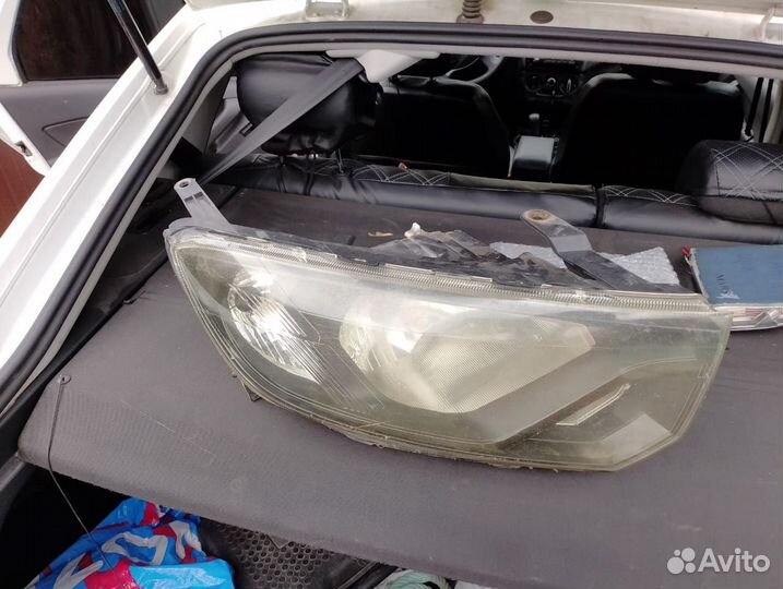 Фары на LADA Гранту фл