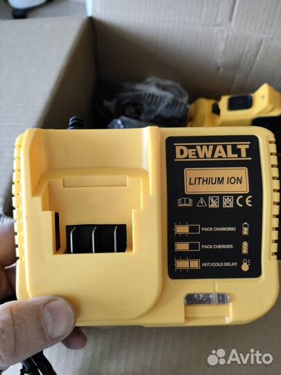 Пылесос dewalt DCV501L