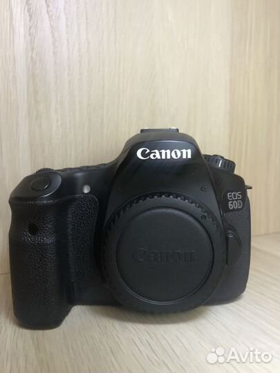 Фотоаппарат canon 60D + 2 Объектива + Вспышка