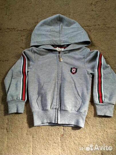 Спортивный костюм