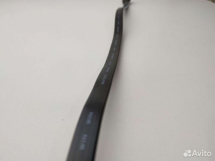 SATA 3 кабель с защёлкой, Новый