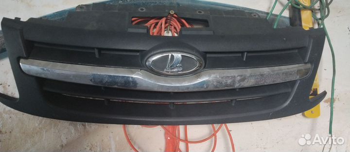 Решетка радиатора Лада Гранта