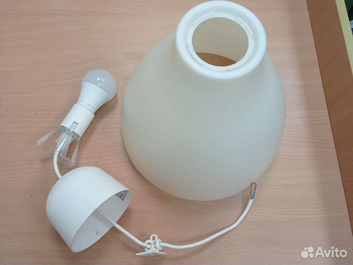 Люстра с плафоном