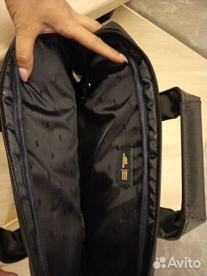 Сумка для ноутбука RivaCase 15.6