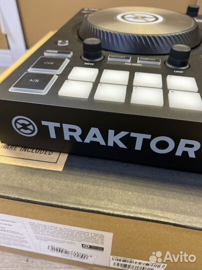 DJ-контроллер Traktor Kontrol S2