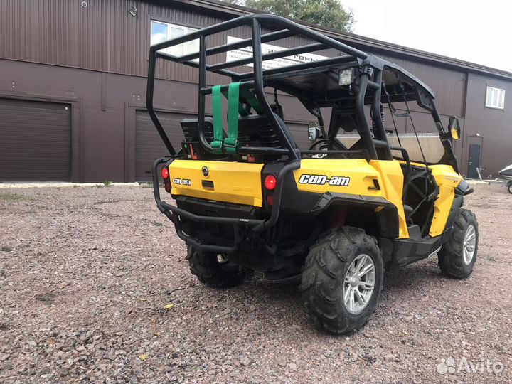 CAN-AM commander 1000 XT EFI