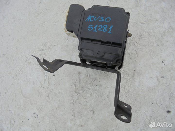 Блок abs Toyota Camry ACV30 2AZ-FE 2001/10