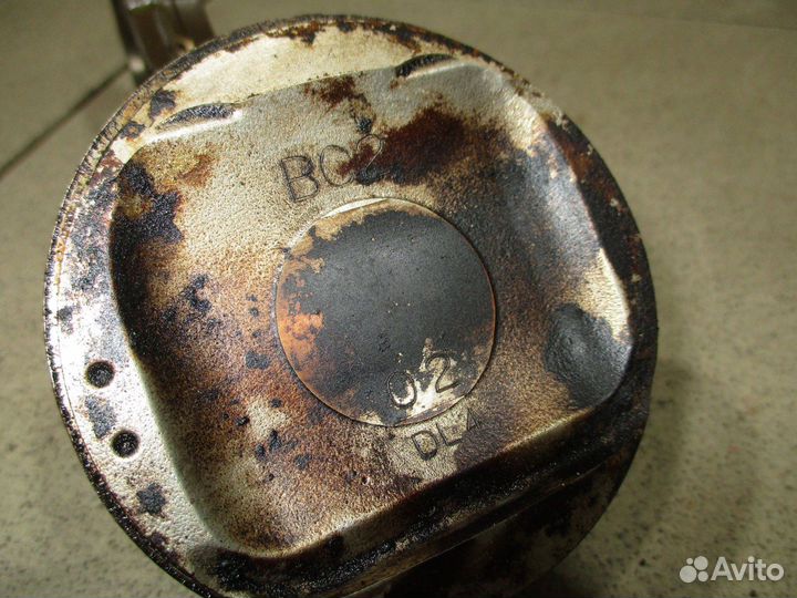 Поршень с шатуном Nissan Tiida (C11) 2004-2014