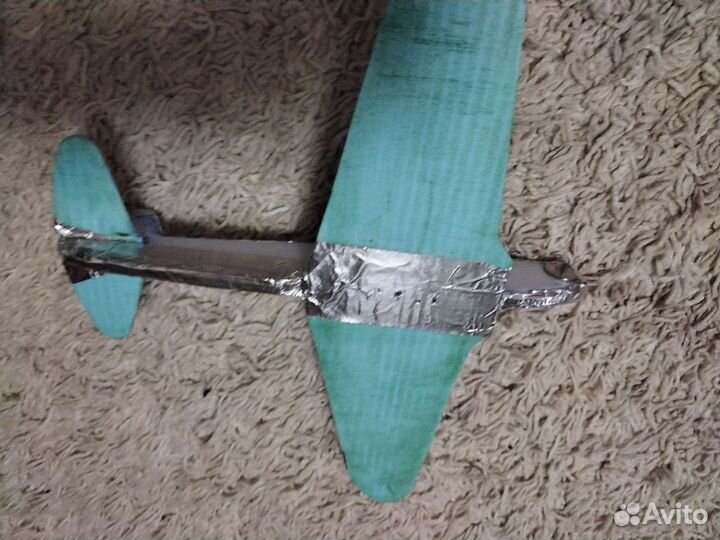 Самолёт из пенопласта (як-3)