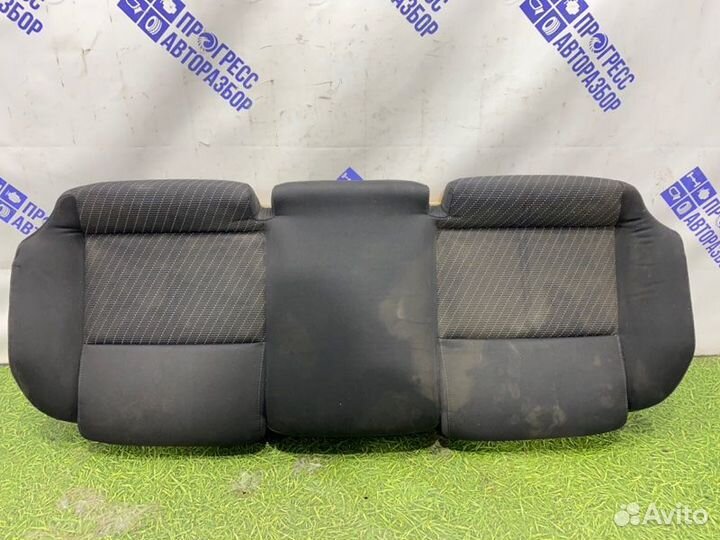 Сиденье заднее Skoda Superb седан 1.8 AWT 2007