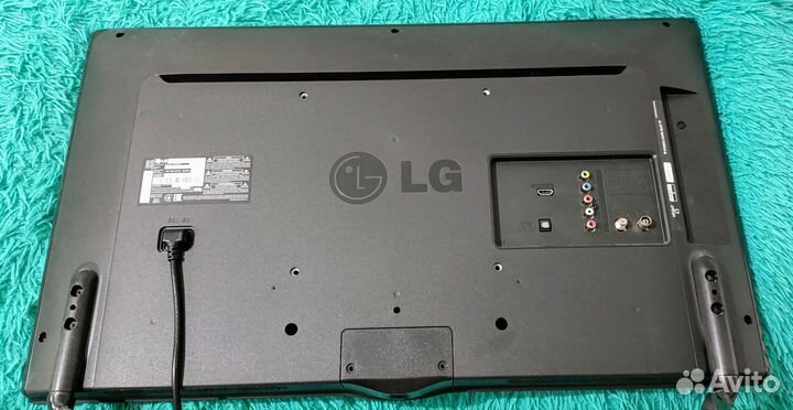 Телевизор LG 32LF620U