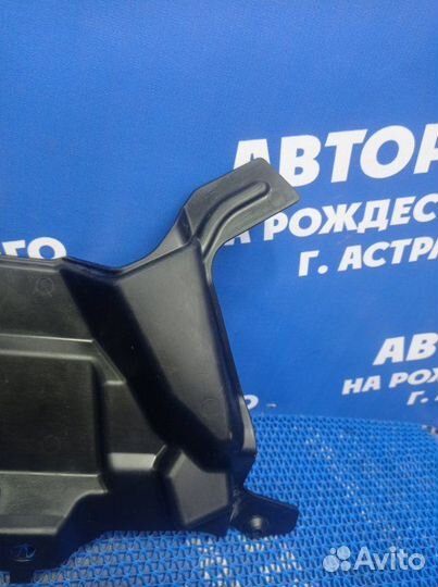 Накладка торпеды Ford Explorer внедорожник KX BDA