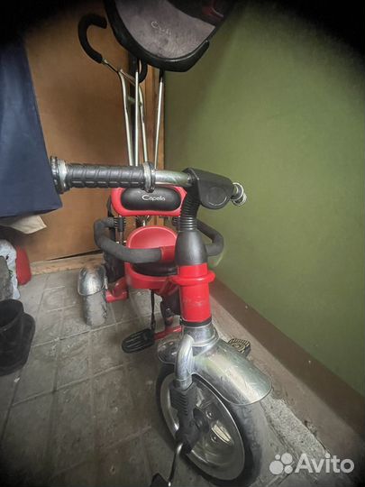 Трехколесный велосипед с ручкой