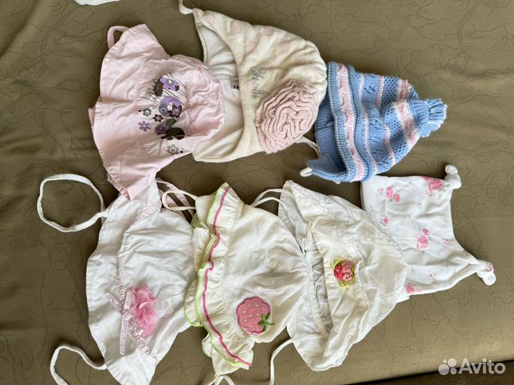 Шапочки, панамки на девочку