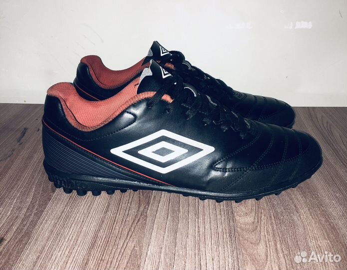 Кроссовки мужские 41 размер