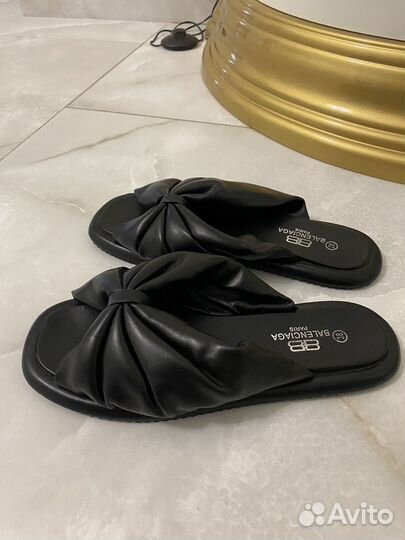 Шлепки balenciaga 38
