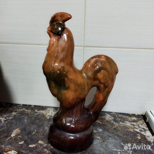 Графин керамический. Статуэтка петуха