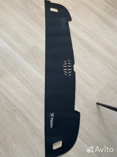 Фирменная накидка на торпедо Чери Тигго 8 про Макс