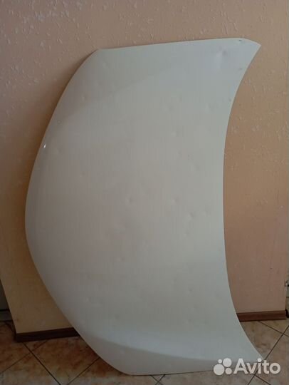 Оригинальный капот Toyota RAV4 2015 б/у