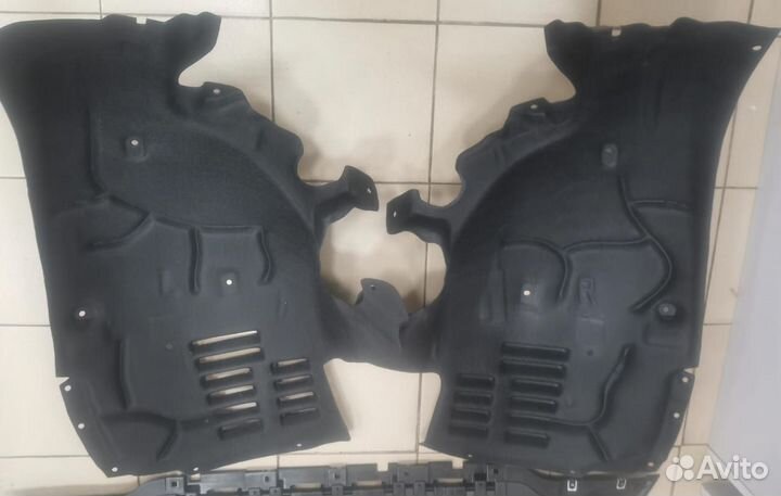 Audi a8 D4 Пыльник бампера Локер передний новый