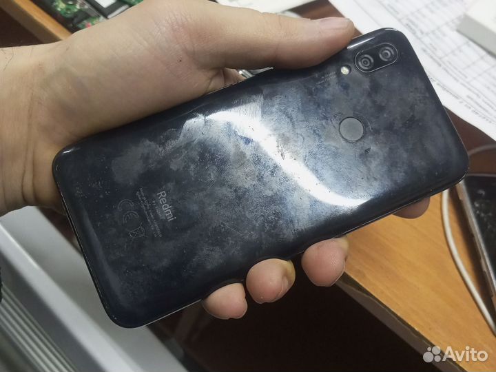 Xiaomi Redmi 7, 3/32 ГБ