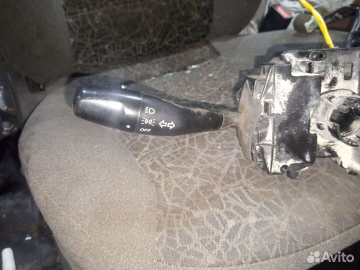 Под рулевой переключатель hyundai accent 1