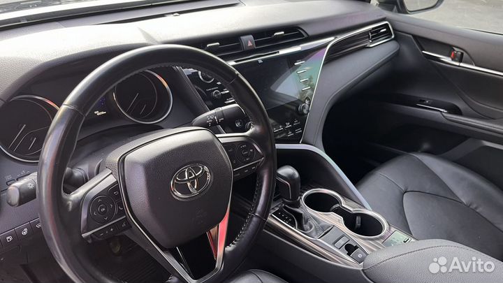 Toyota Camry 2.5 AT, 2018, 65 000 км