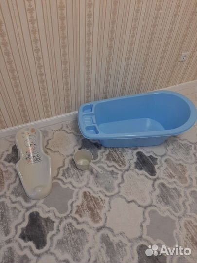 Ванночка для купания с горкой и ковшиком