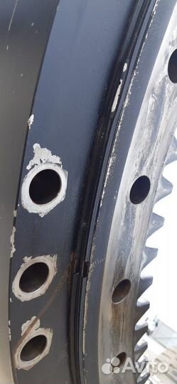 Опорно поворотное устройство Hitachi ZX650