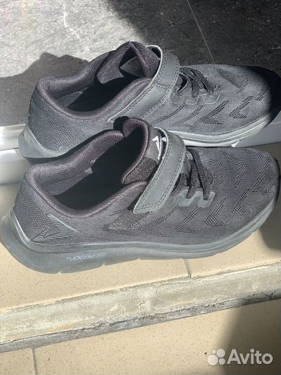 Кроссовки Demix Magus 3.0