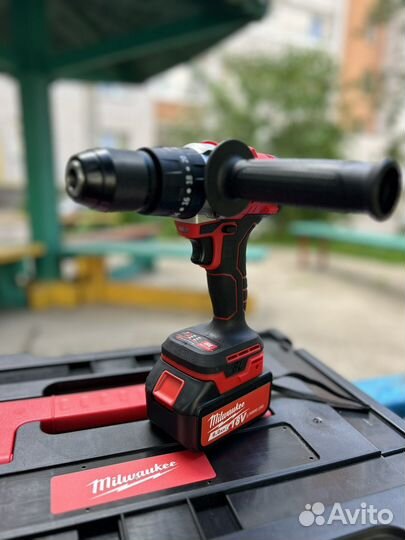 Milwaukee 4в1