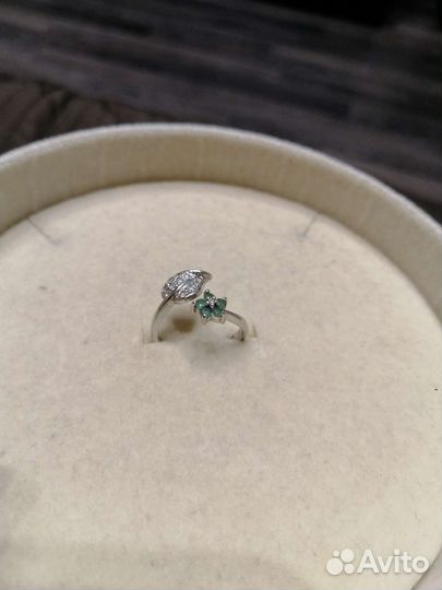 Серебряное кольцо