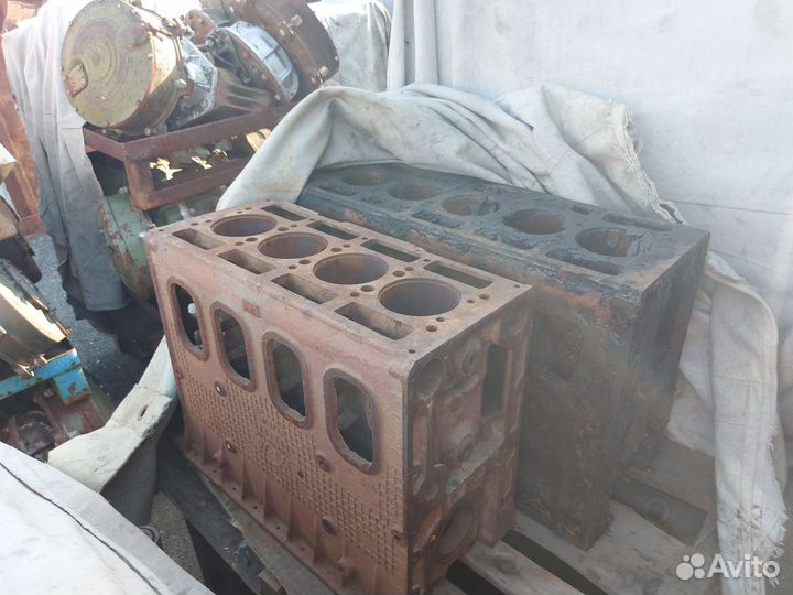 Блок цилиндров двигателя яаз-204, яаз-206 в сборе