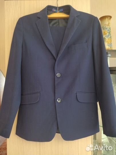 Костюм школьный на мальчика 140-146 синий
