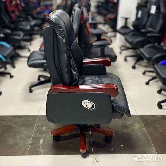 Кресло руководителя F117