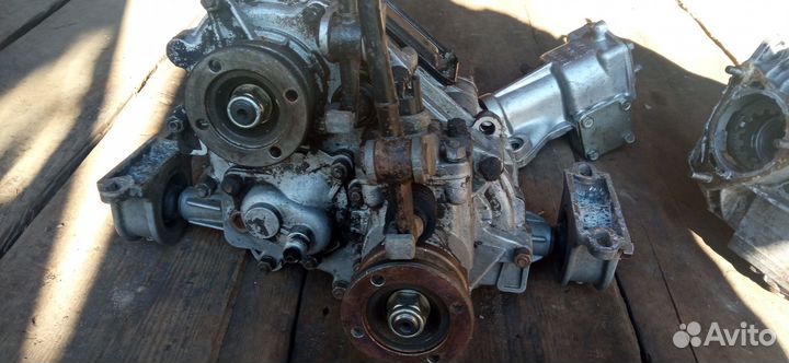 Продам петухов