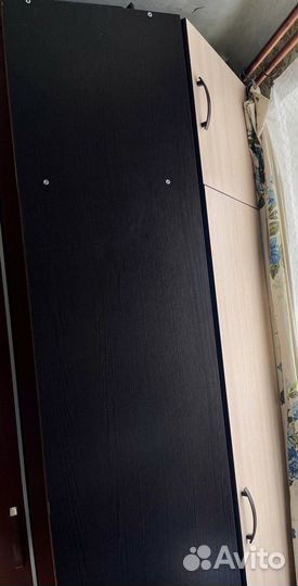 Угловой шкаф