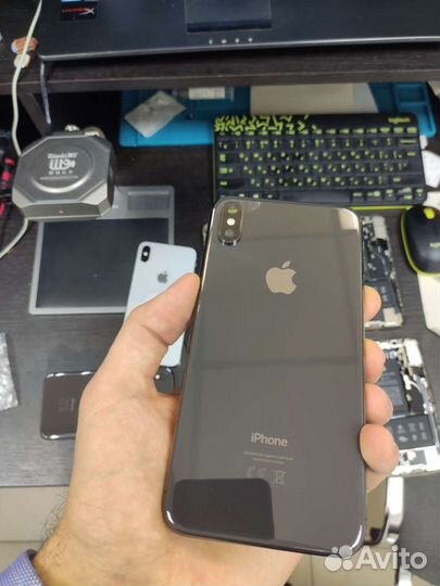 iPhone xs max (на запчасти) экранов нет