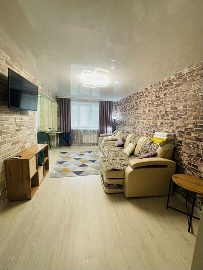2-к. квартира, 45 м², 1/5 эт.